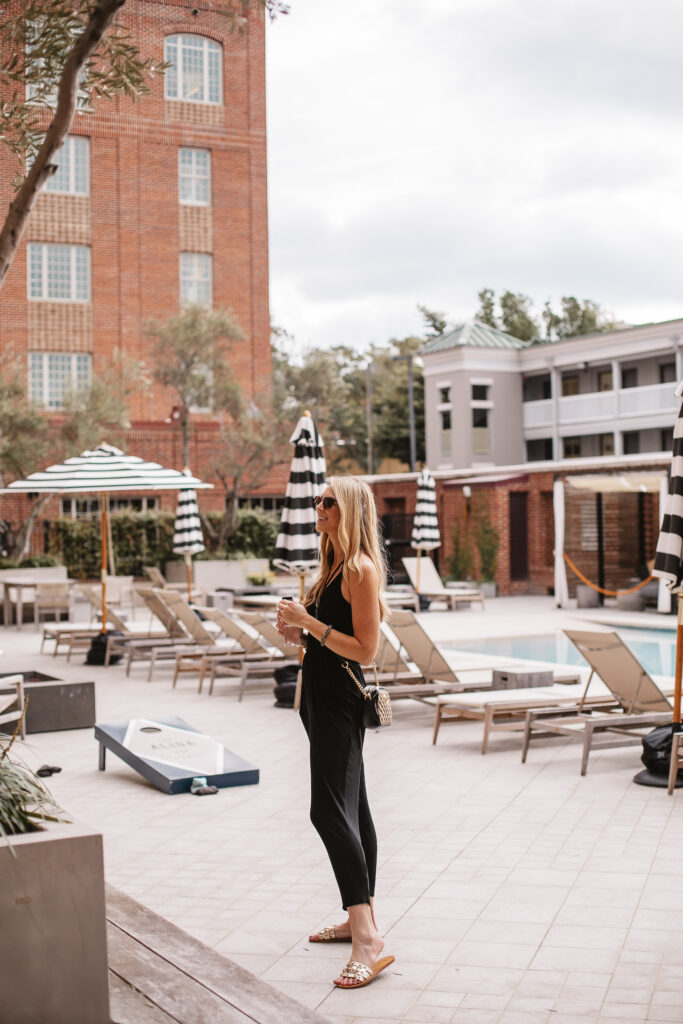 Full, honest review of The Alida Hotel Savannah. Top reasons to stay at The Alida Hotel for couples, families, business & girls/guys trips. The Alida Hotel pool.