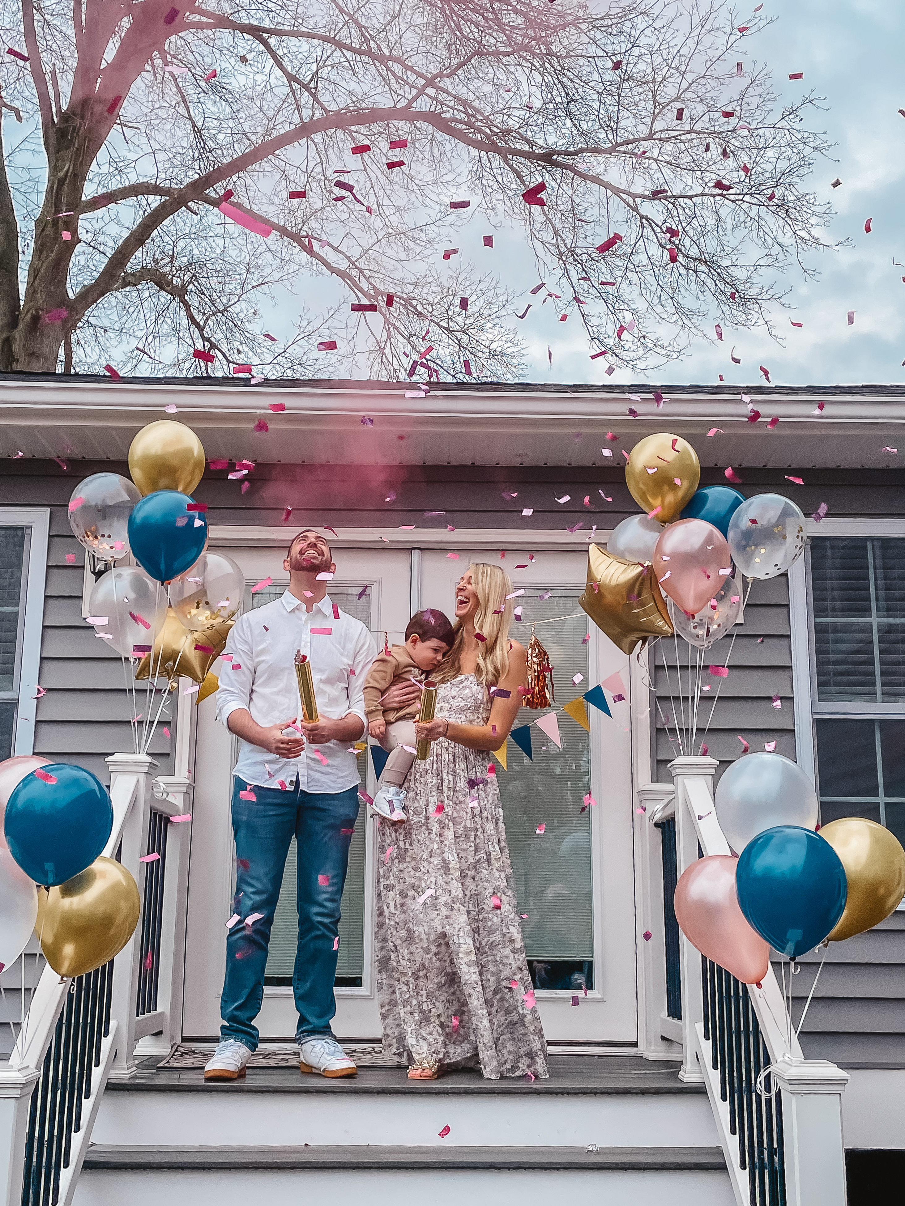 GENDER REVEAL PARTY DIYS  Decorations & Food With Easy DIY Balloon Garland  