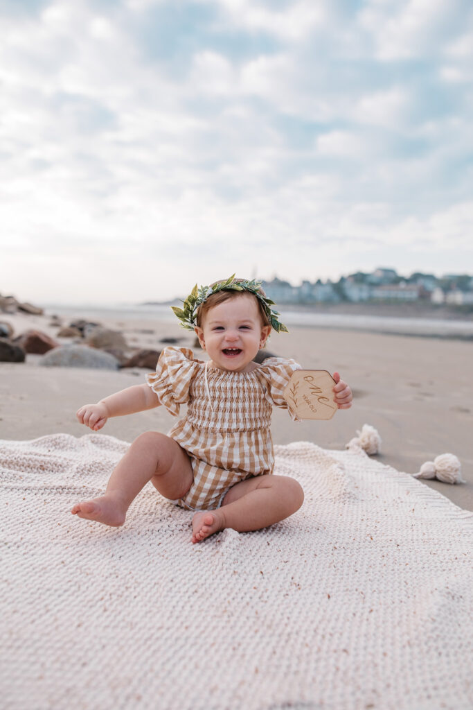 boho first birthday milestone photos. baby girl first birthday. one year old milestone photos. boho baby head wreath. baby girl gingham romper